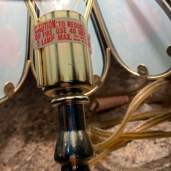 Vintage Tiffany style mini touch glass lamp - Picture 10 of 14